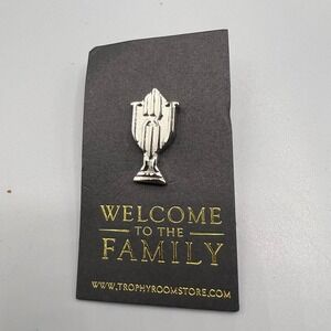 Jordan Trophy Room Welcome to the Family Silver Pin‎